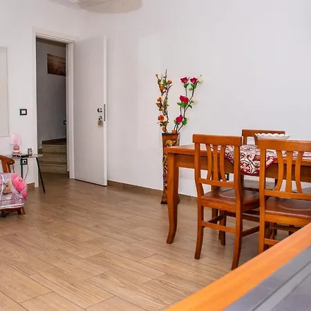 Pastello Bed & Breakfast 5*
